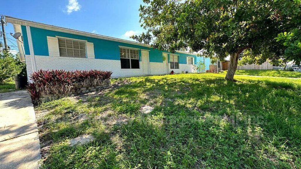 Photo of 2179 NE Rustic Way, Jensen Beach, FL 34957 (MLS # R10902667)