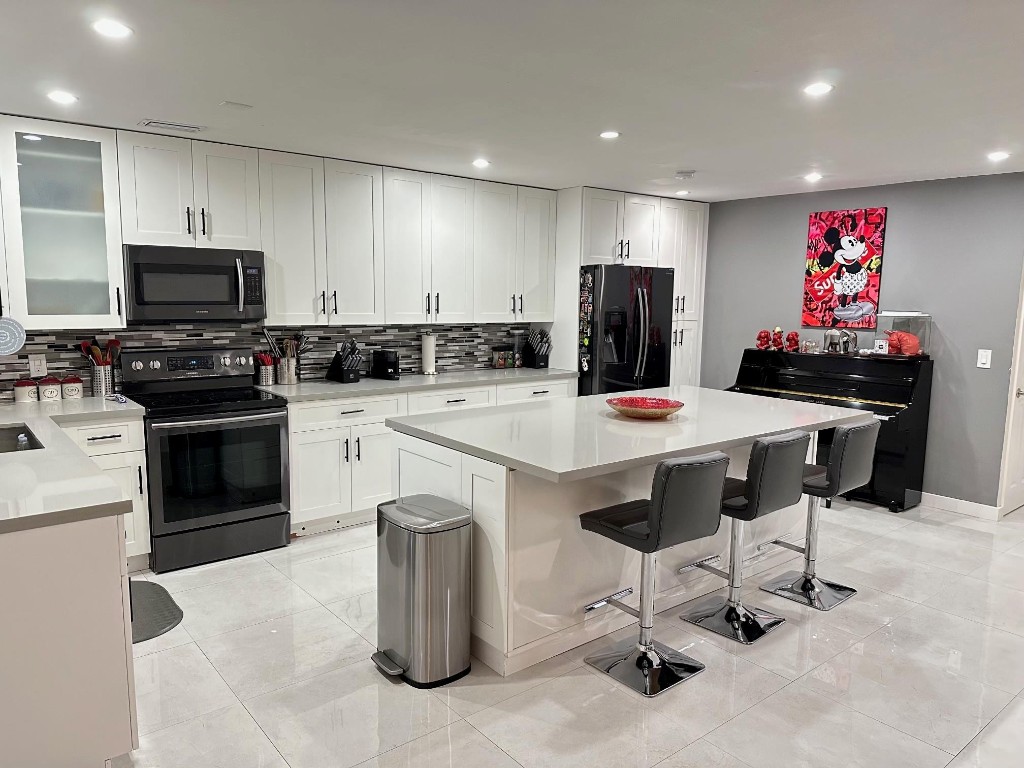 EMERALD OAKS - Residential