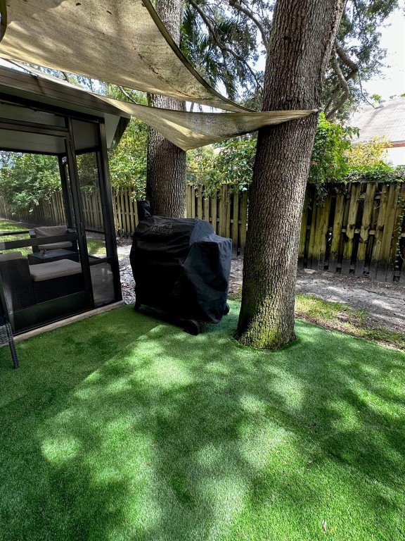 EMERALD OAKS - Residential
