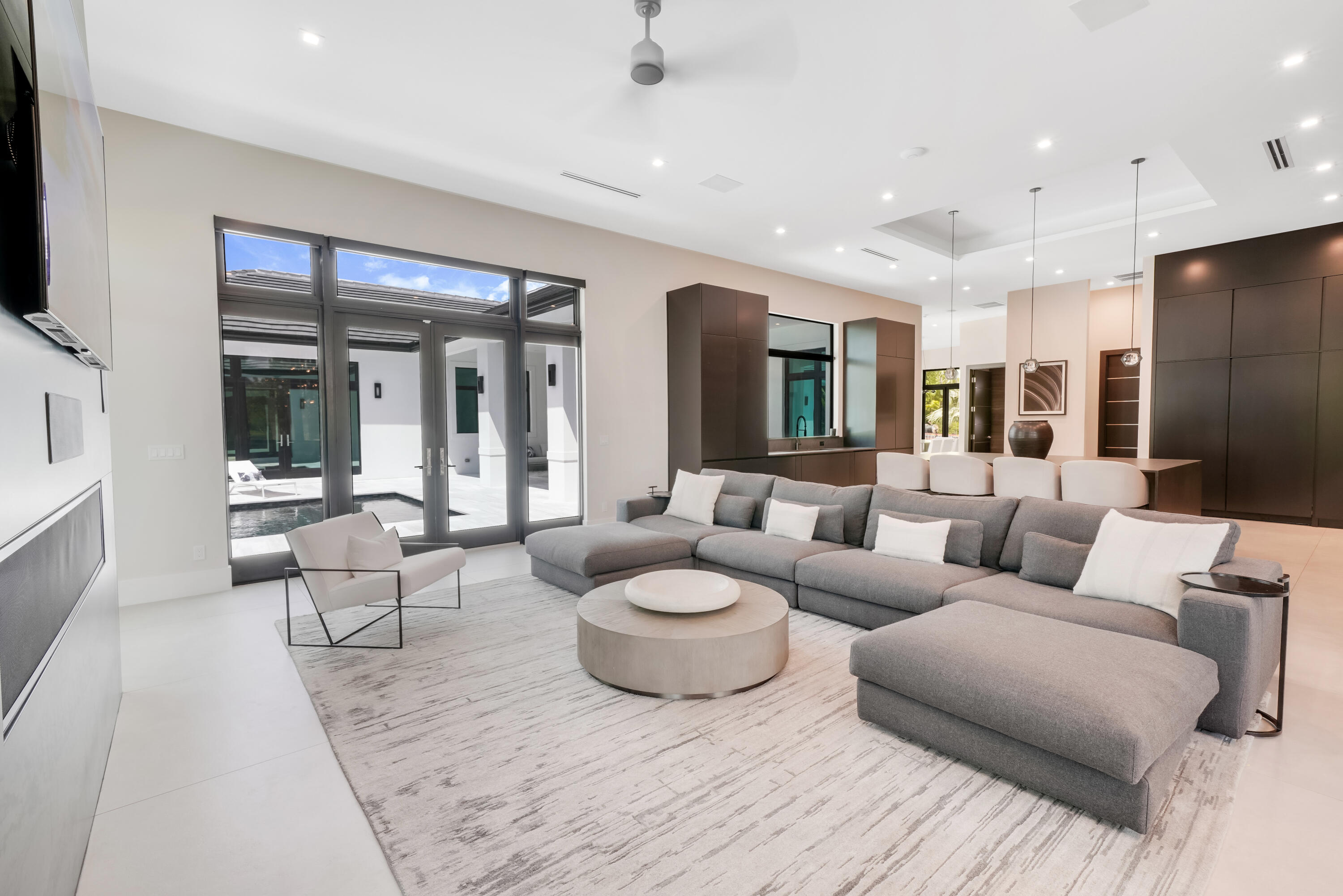 BAY HILL ESTATES - Residential