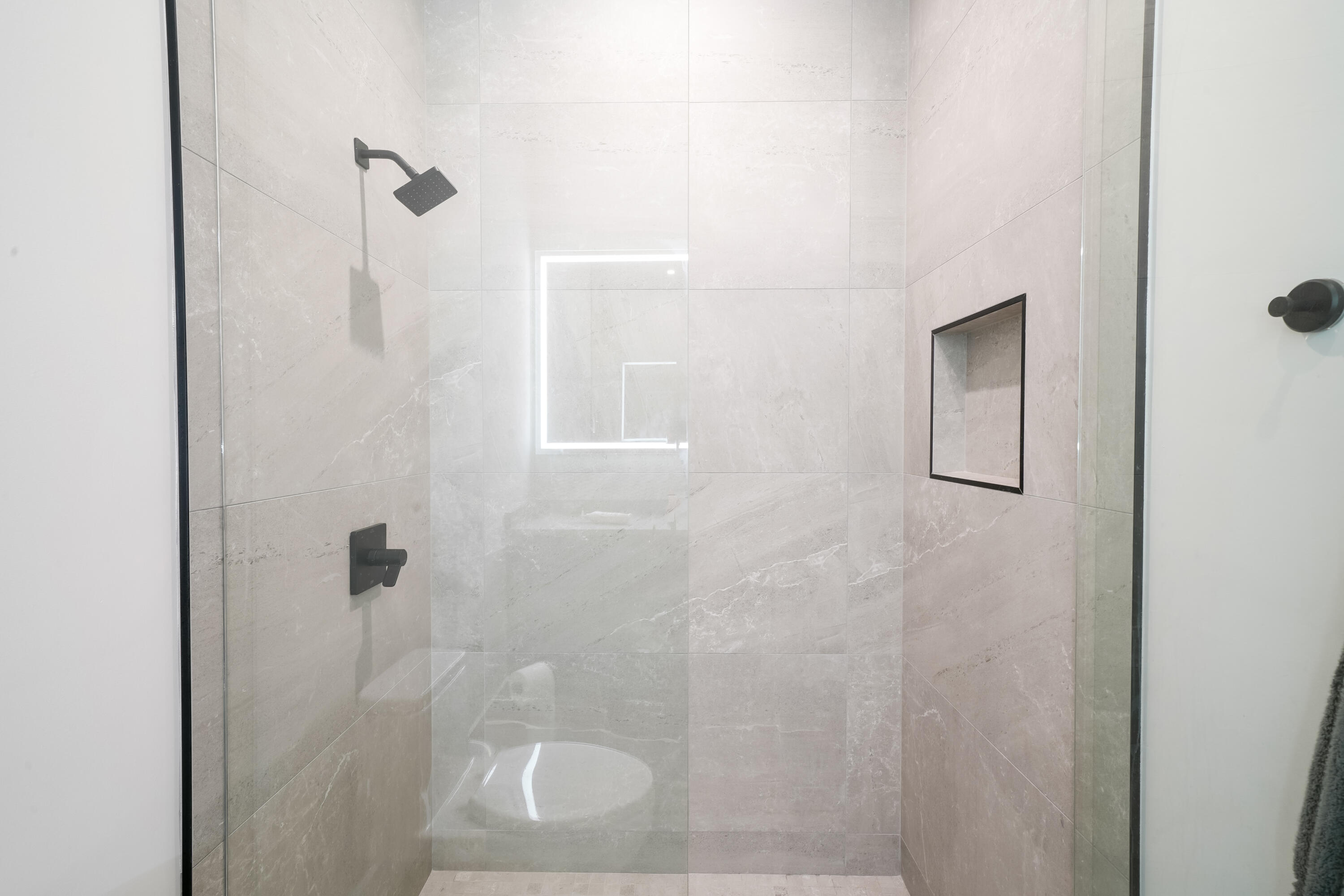 BAY HILL ESTATES - Residential