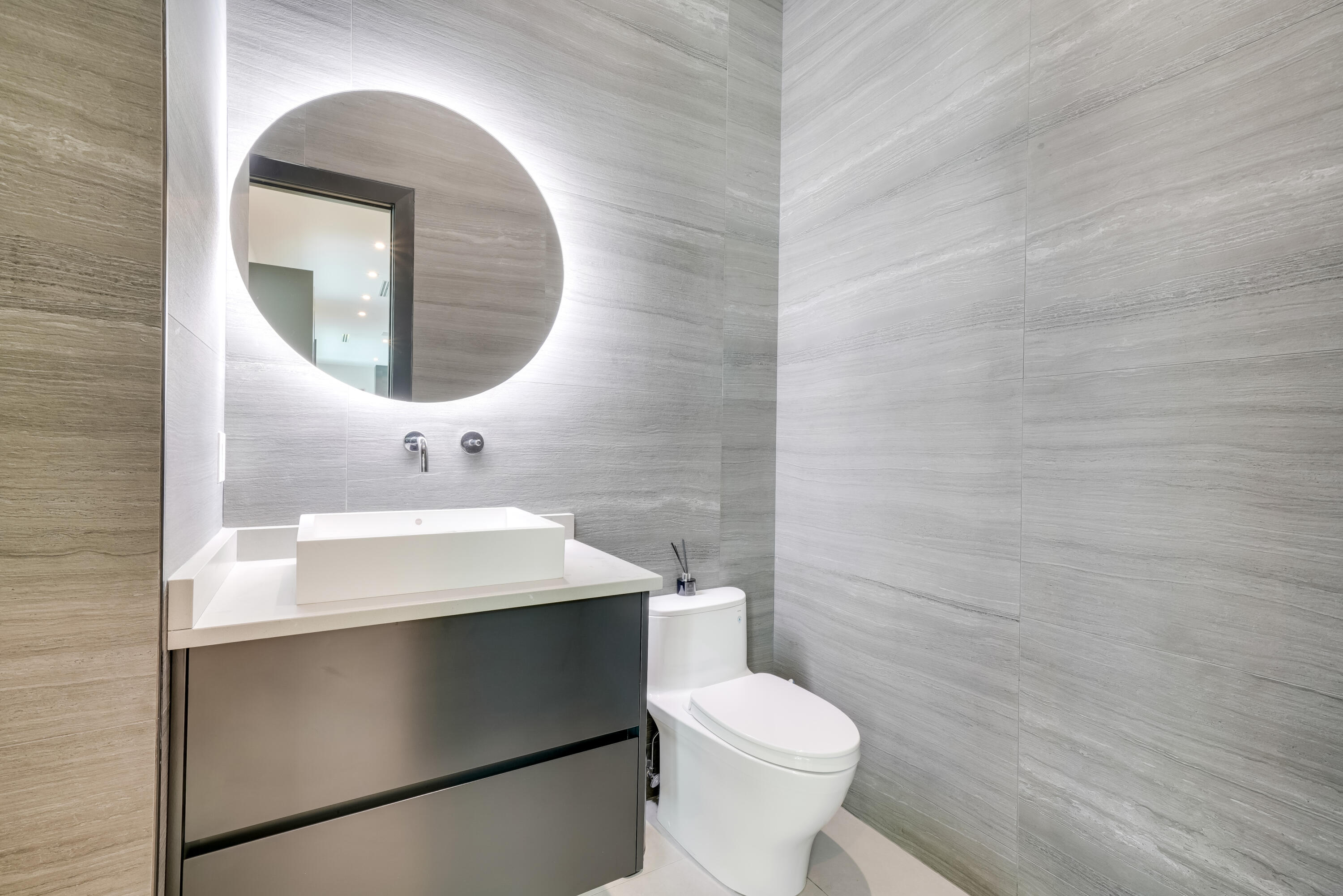 BAY HILL ESTATES - Residential