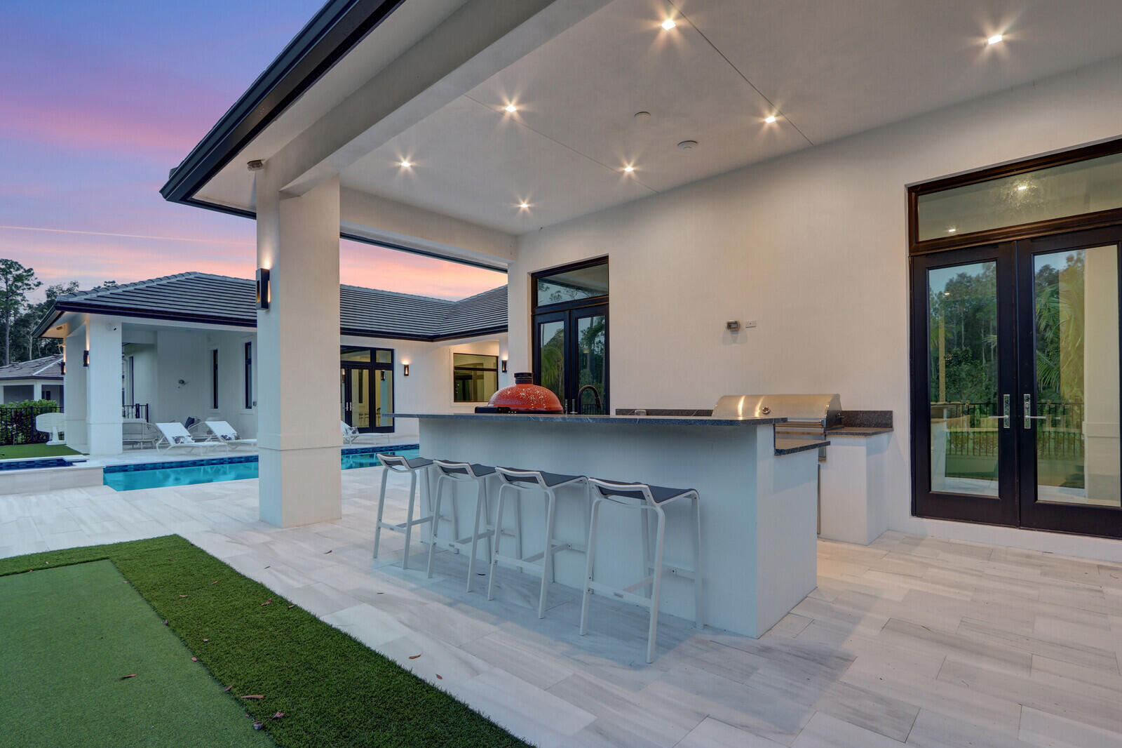 BAY HILL ESTATES - Residential