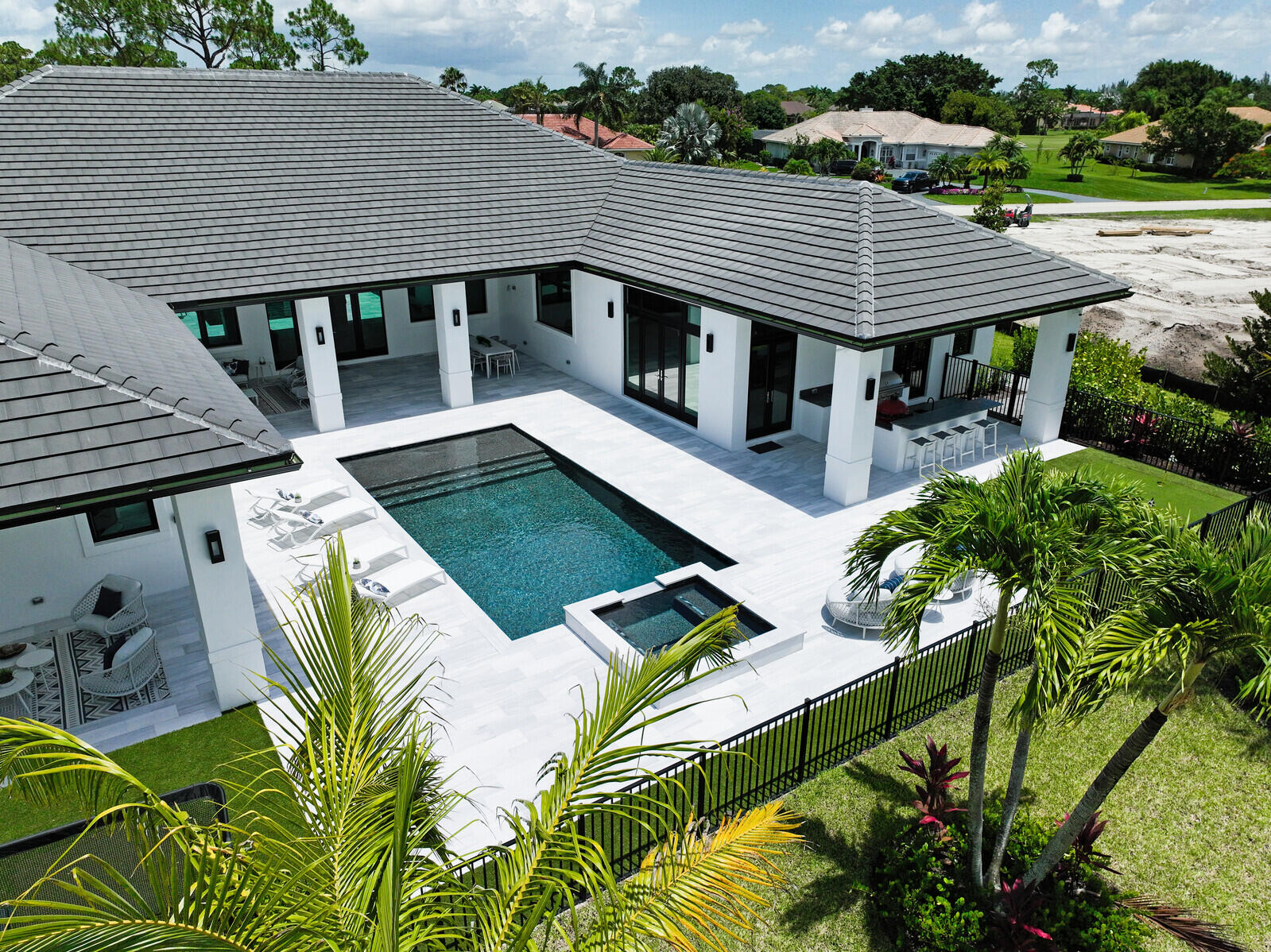 BAY HILL ESTATES - Residential