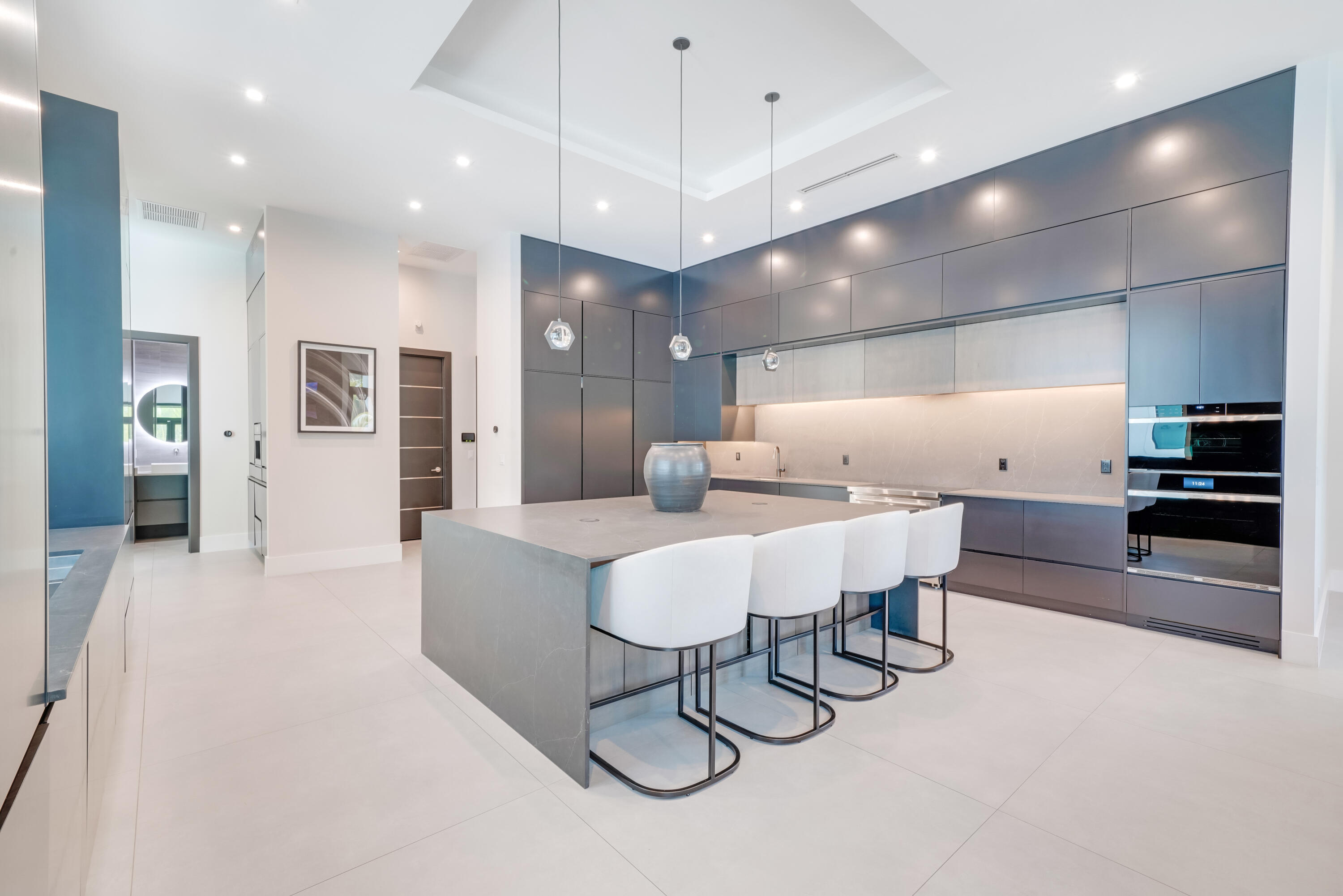 BAY HILL ESTATES - Residential