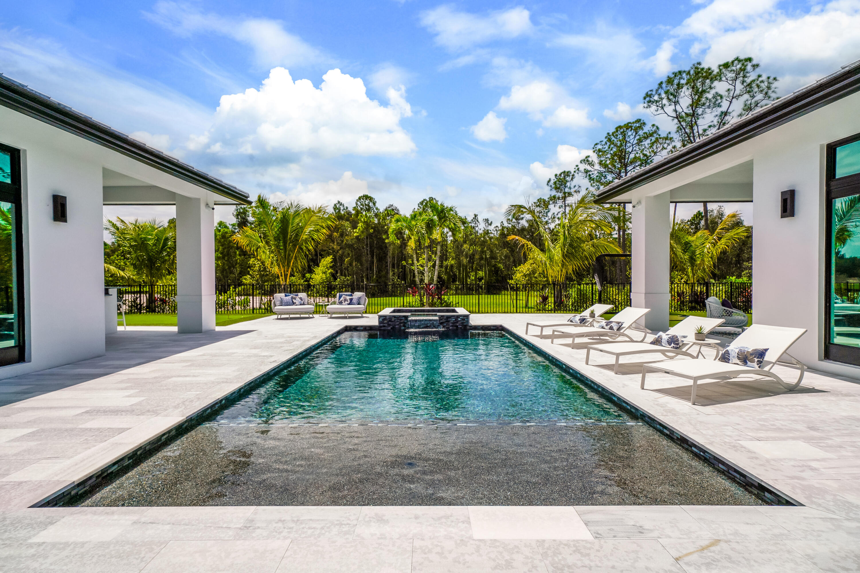 BAY HILL ESTATES - Residential