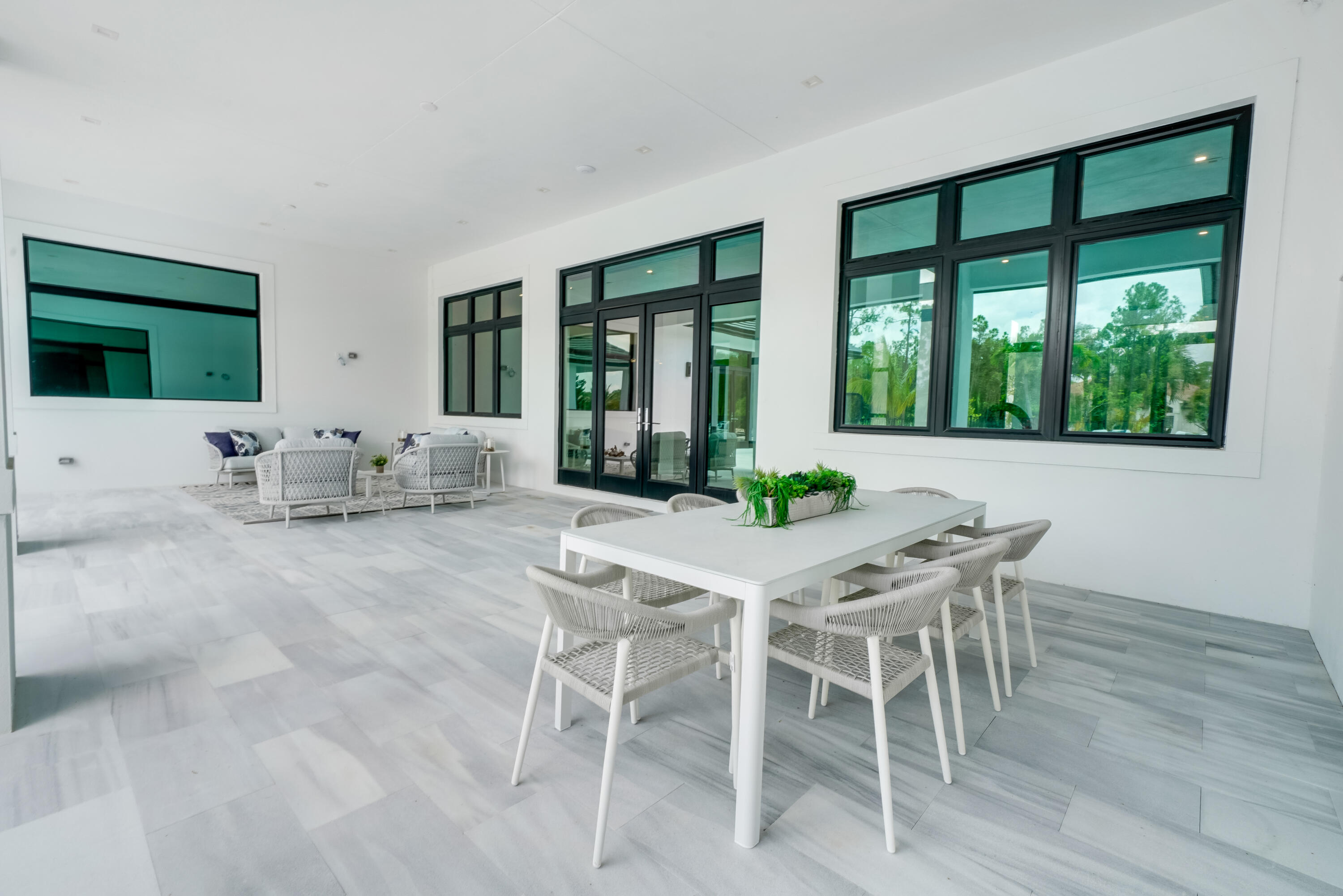 BAY HILL ESTATES - Residential