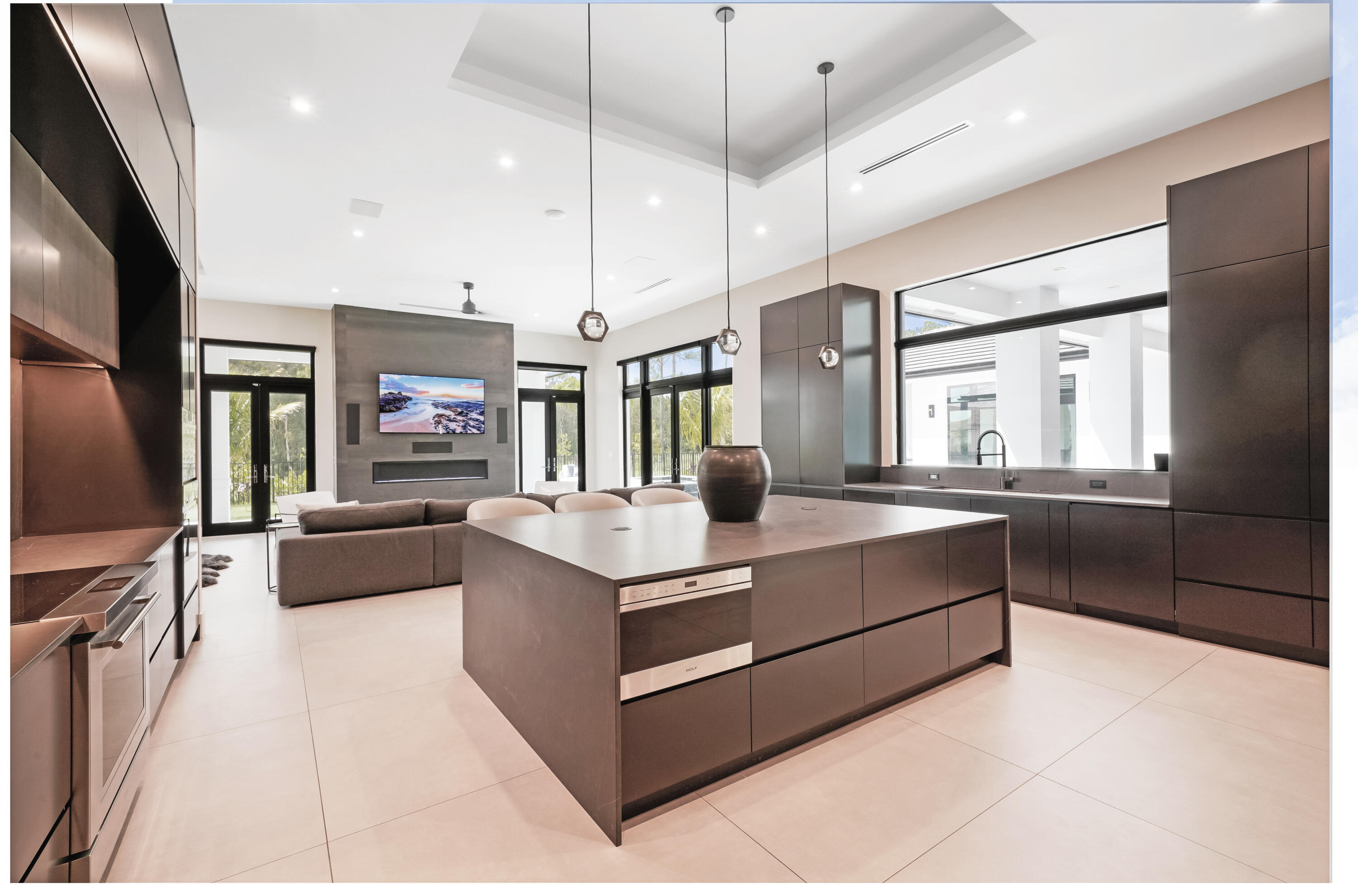 BAY HILL ESTATES - Residential