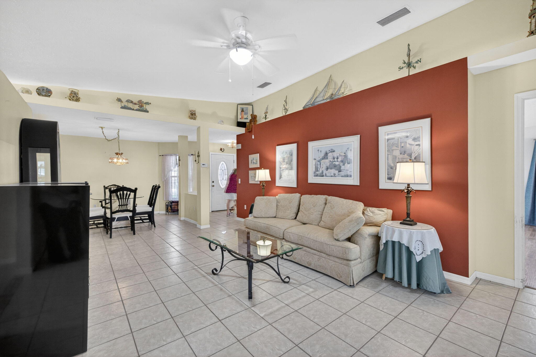 SPANISH LAKES FAIRWAYS NE PHASE - Residential