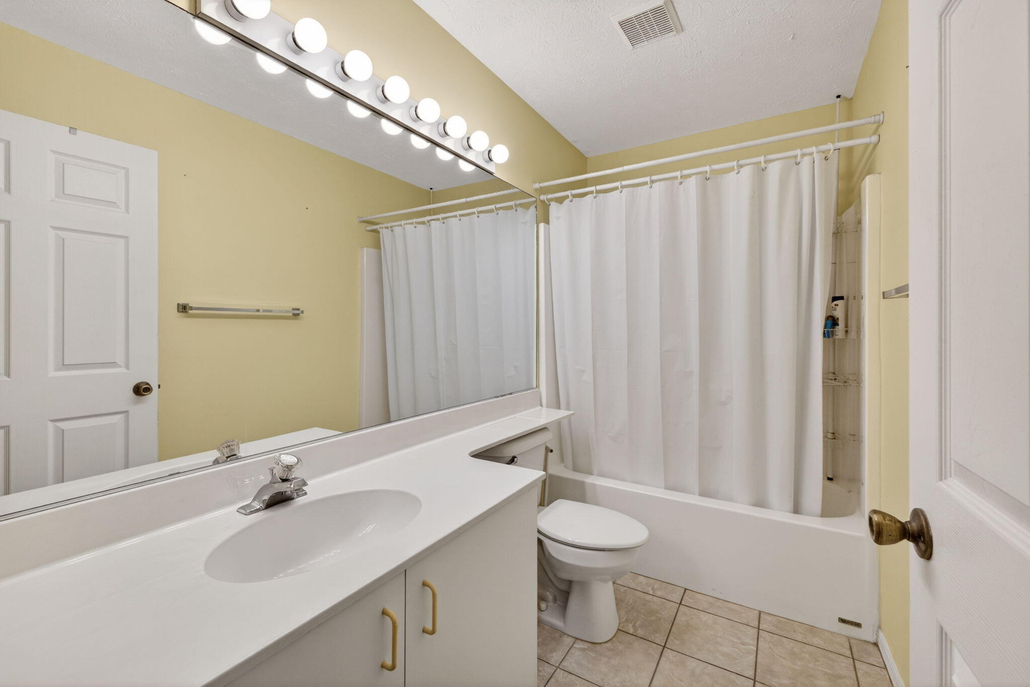 SPANISH LAKES FAIRWAYS NE PHASE - Residential