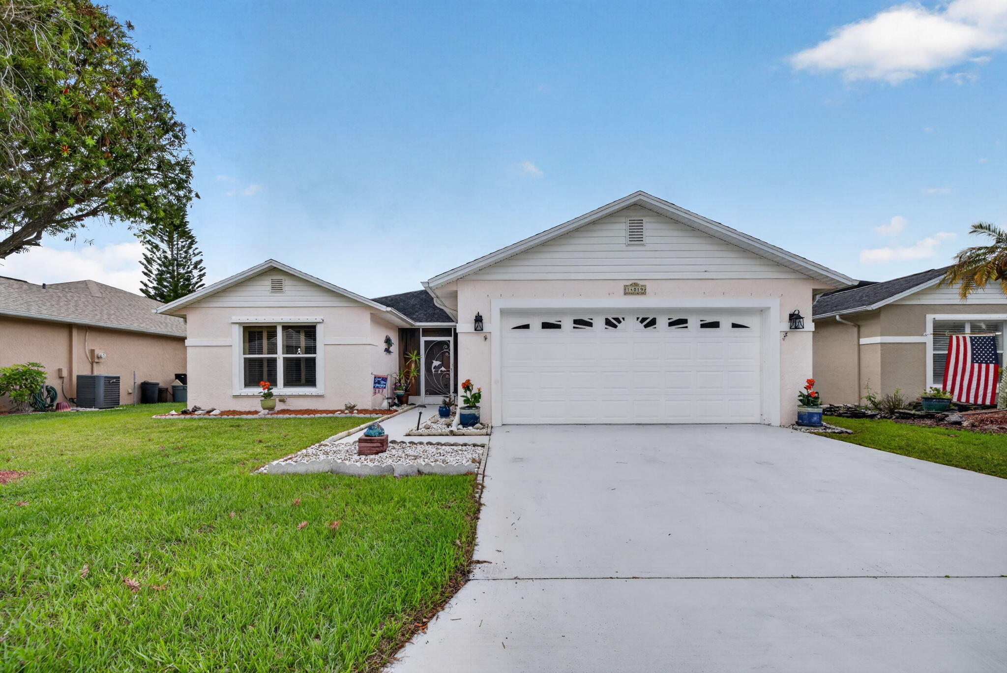 14019 Aguila Avenue, Fort Pierce, FL, 34951/$179,000 2 14019 Aguila Avenue