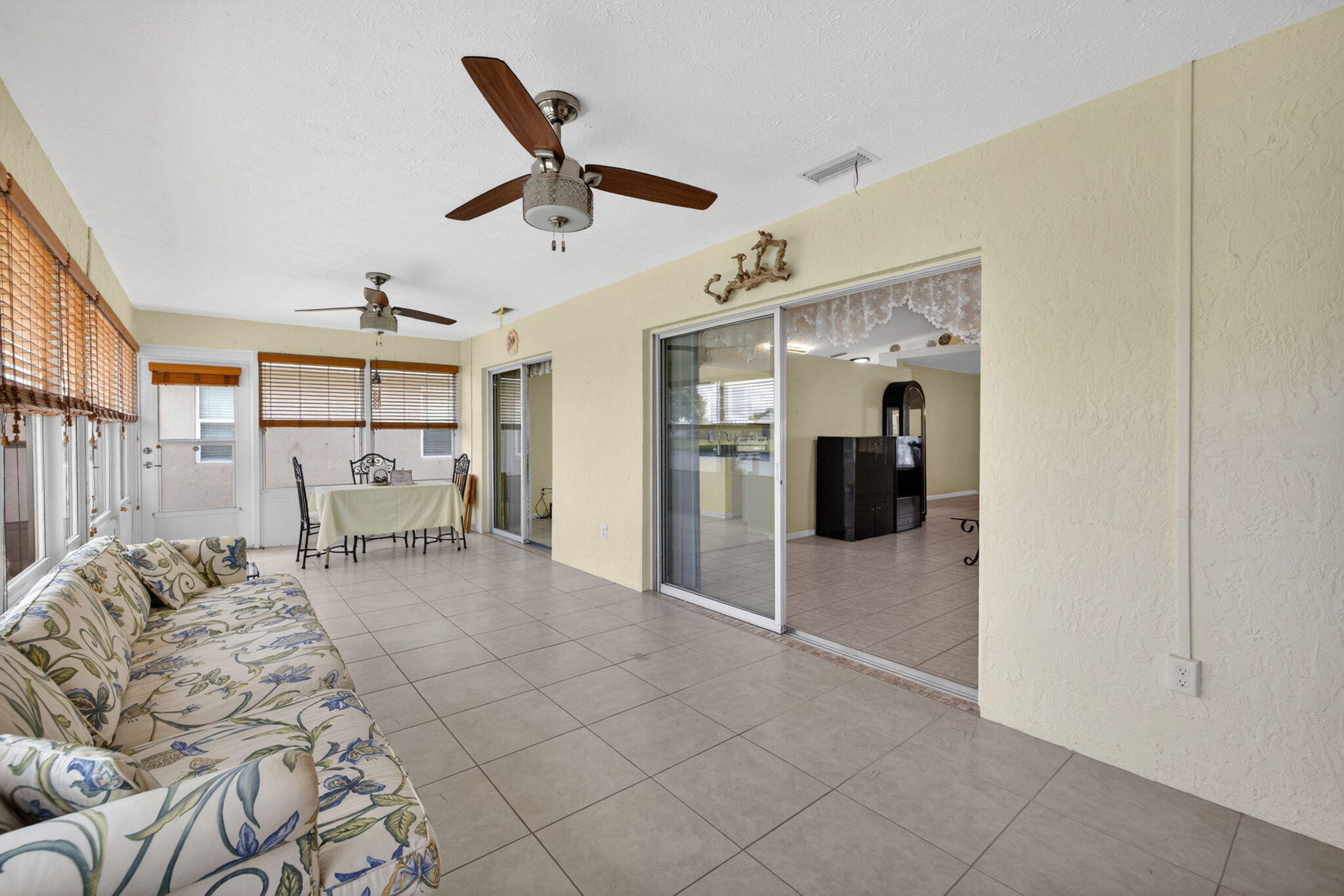SPANISH LAKES FAIRWAYS NE PHASE - Residential