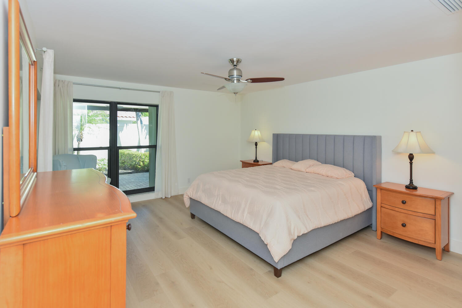 VIA DEL MAR CONDO - Residential