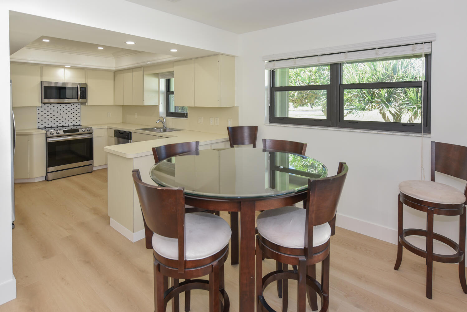 VIA DEL MAR CONDO - Residential