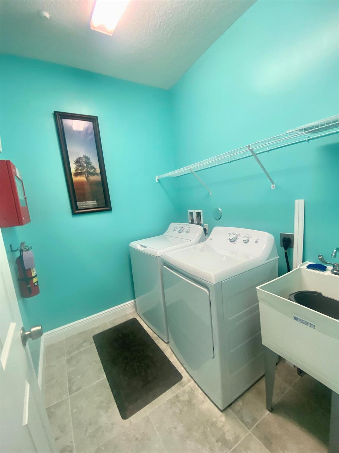 PORT ST LUCIE SECTION 21 - Residential Lease
