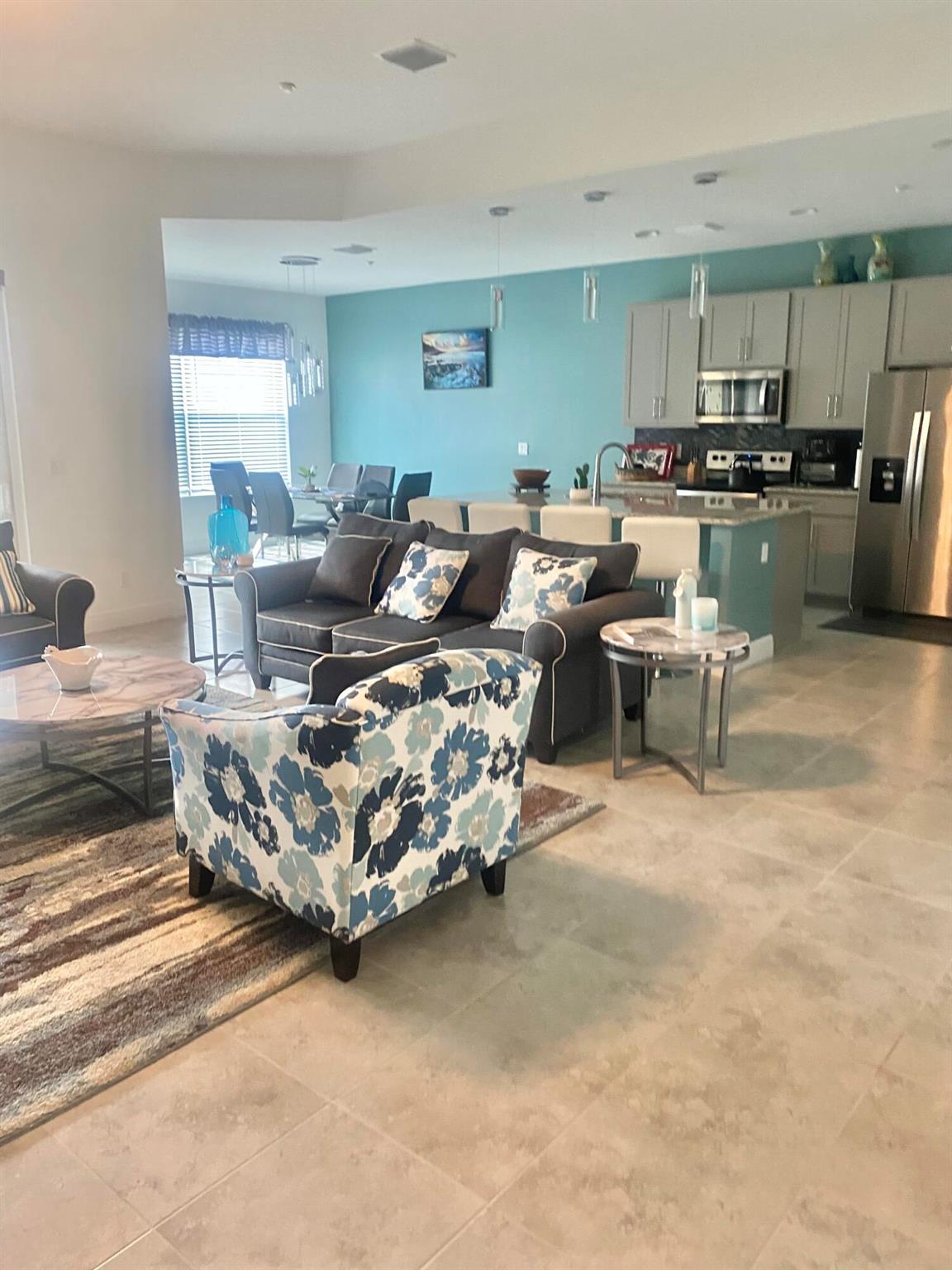 PORT ST LUCIE SECTION 21 - Residential Lease
