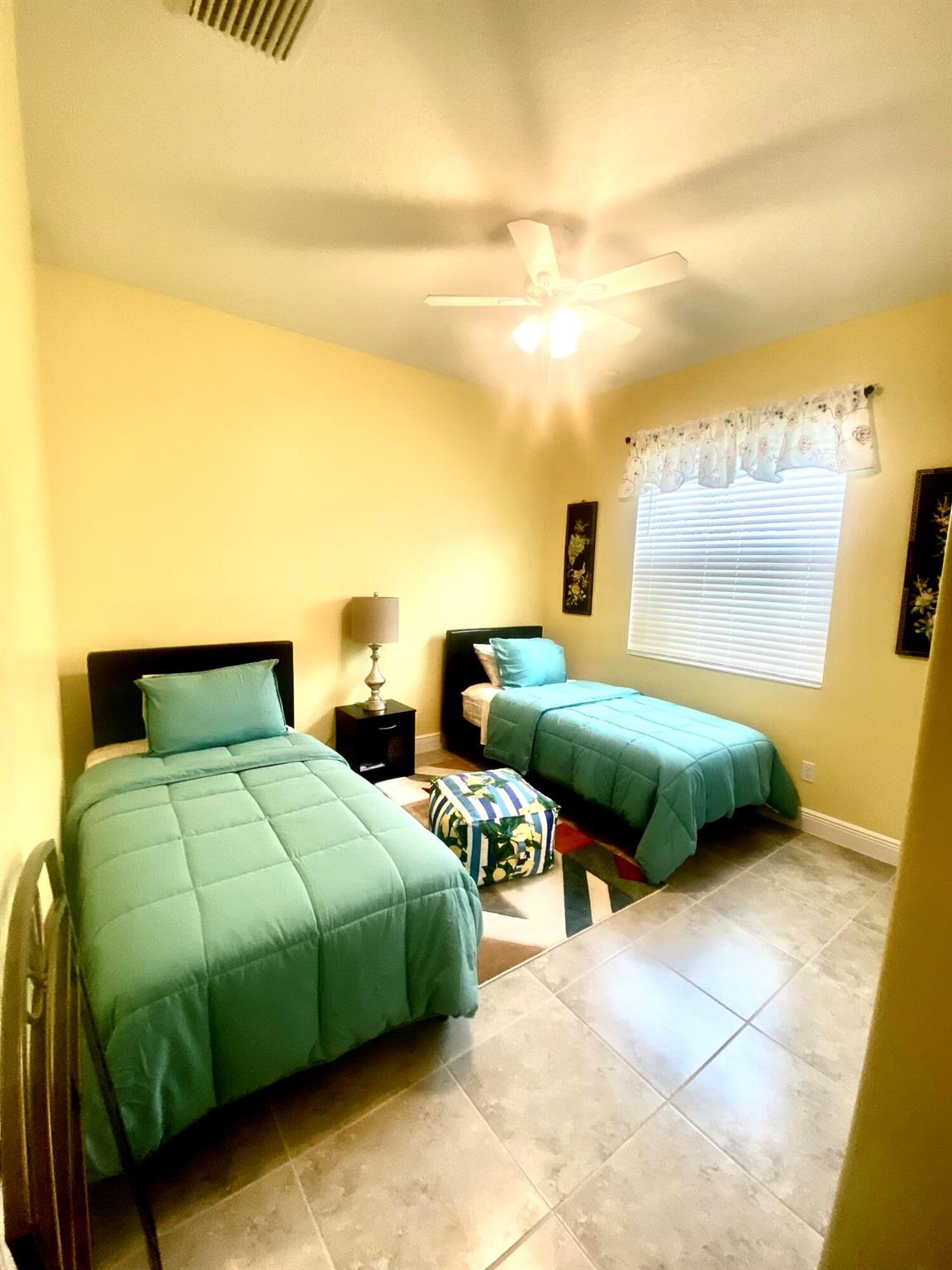 PORT ST LUCIE SECTION 21 - Residential Lease