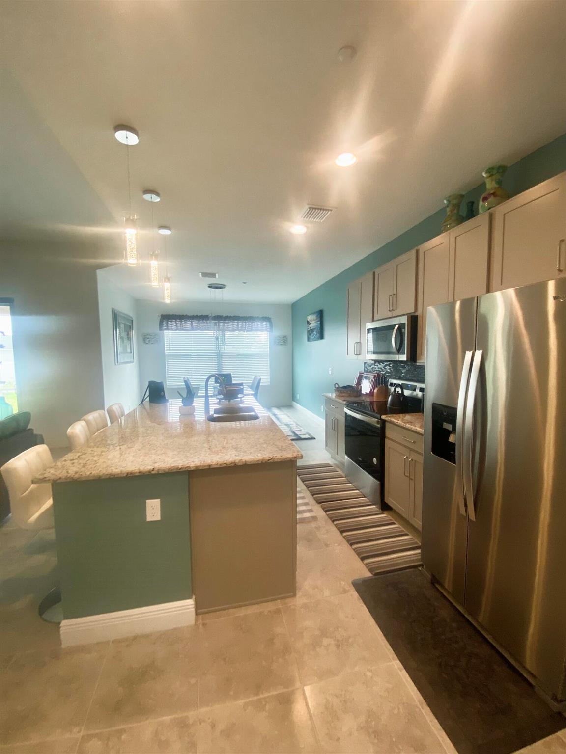 PORT ST LUCIE SECTION 21 - Residential Lease