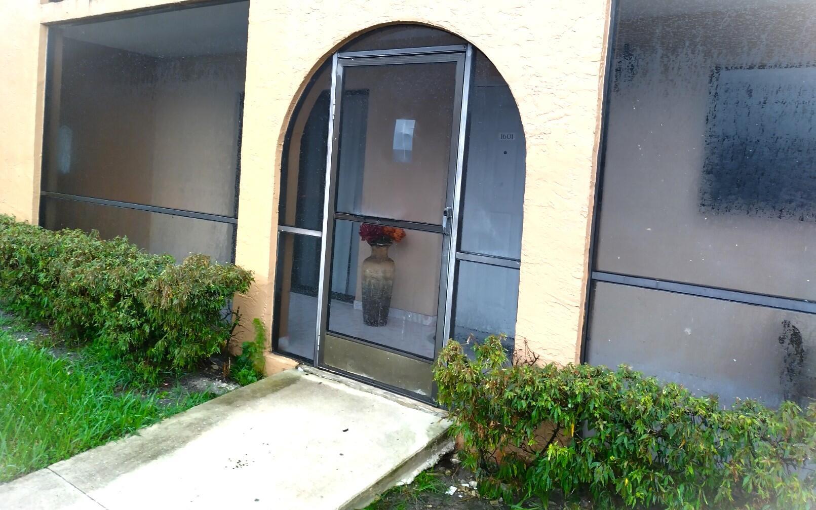 MOORS POINTE CONDO - Residential