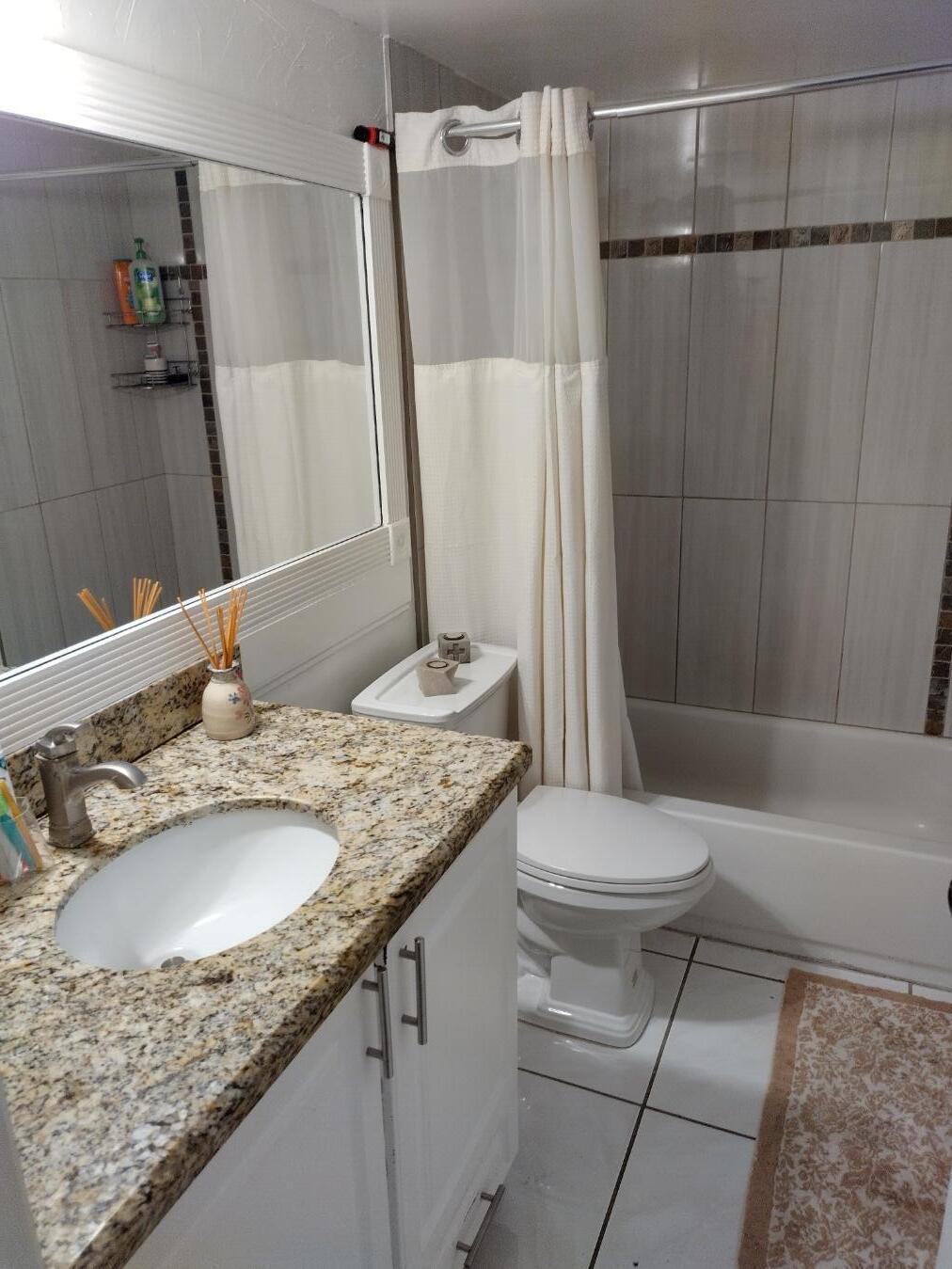 MOORS POINTE CONDO - Residential