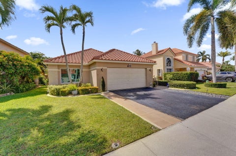 Photo of 8932 S LAKE PARK Circle S, Davie, FL 33328 (MLS # B26090777)
