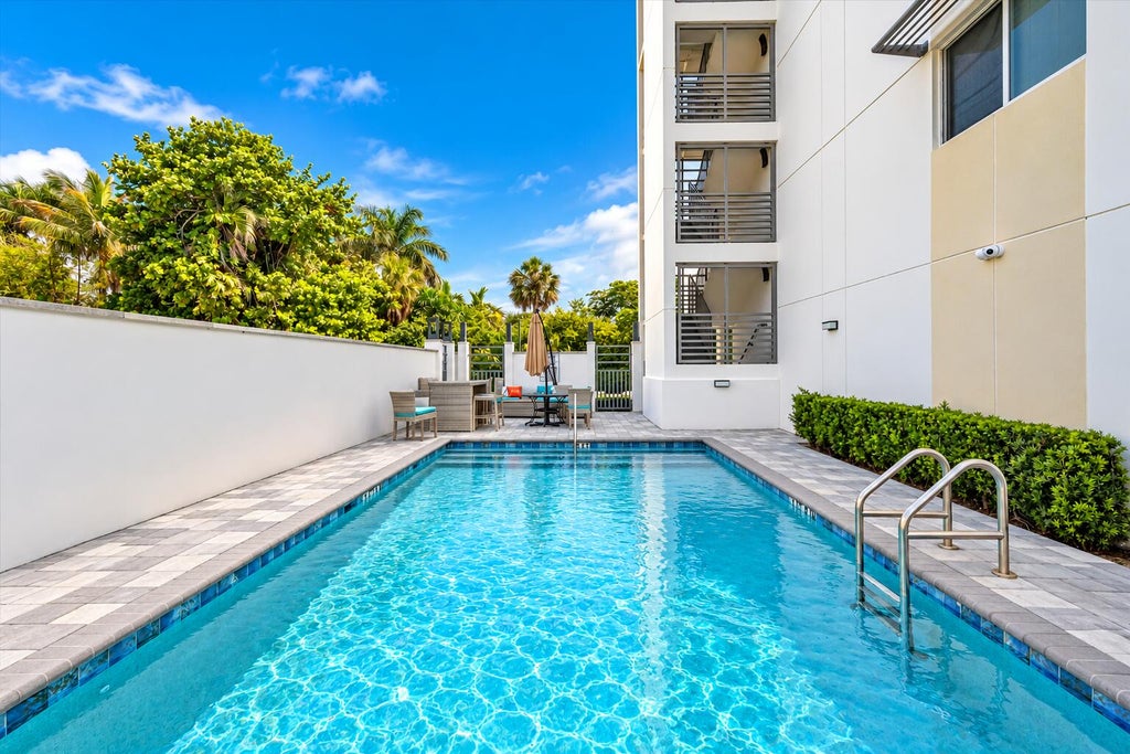 Photo of 601 N Ocean Boulevard, Boca Raton, FL 33432 (MLS # B26092182)