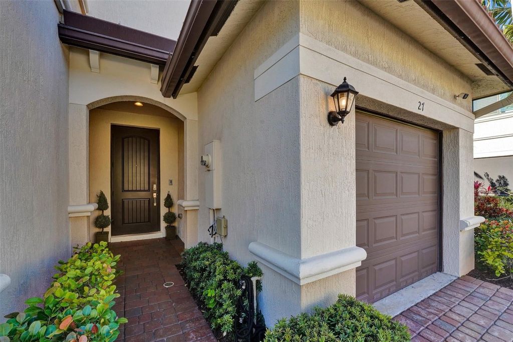 Photo of 4210 N Dixie Highway #27, Oakland Park, FL 33334 (MLS # F10479915)