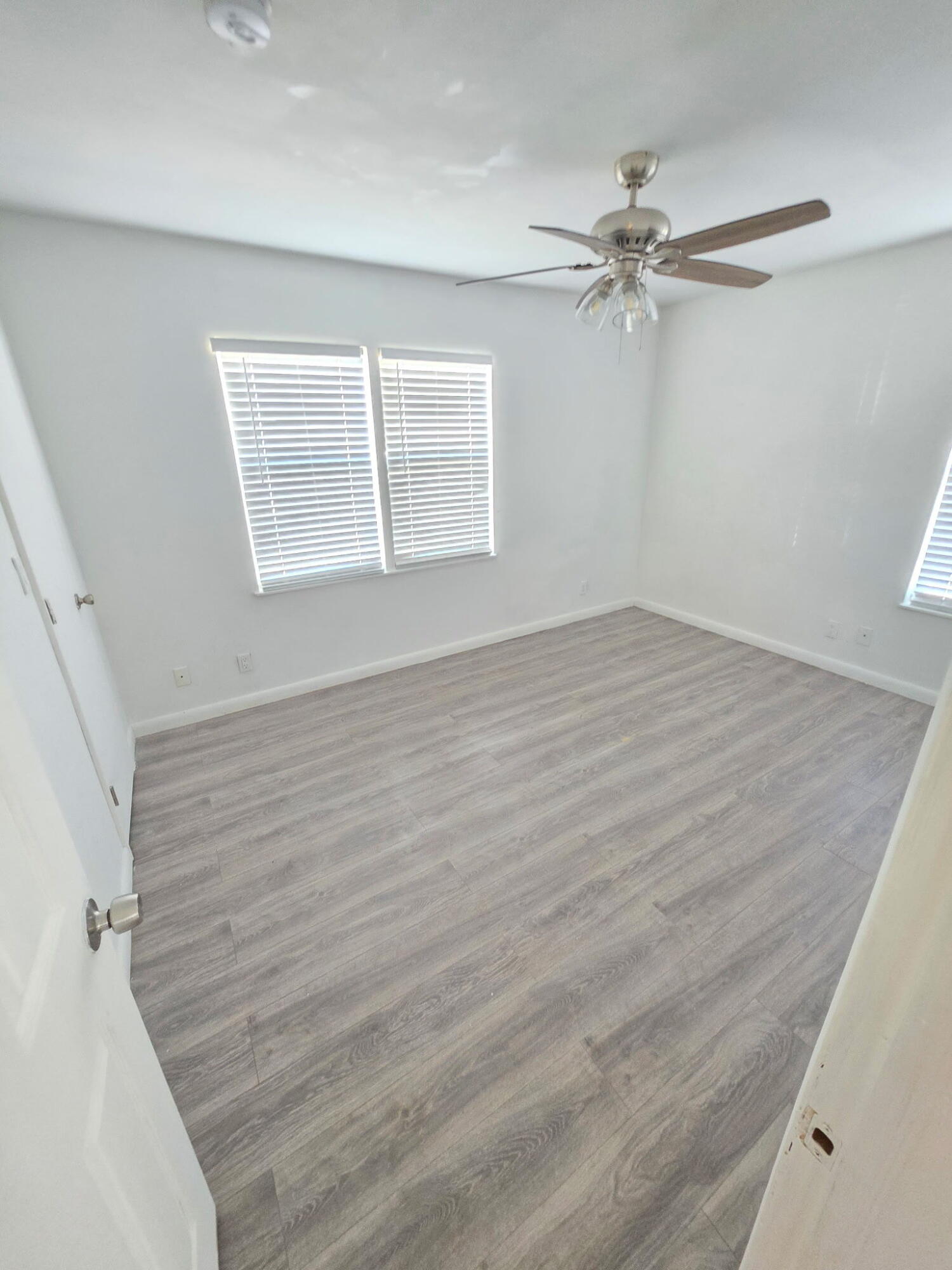 NORTH PALM BCH 4 - Residential