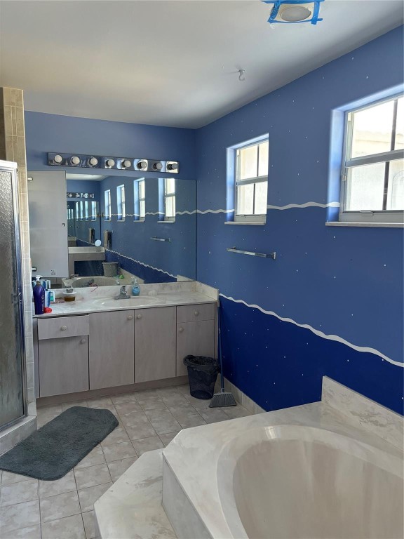 Pembroke Falls Ph 7 166-1 - Residential