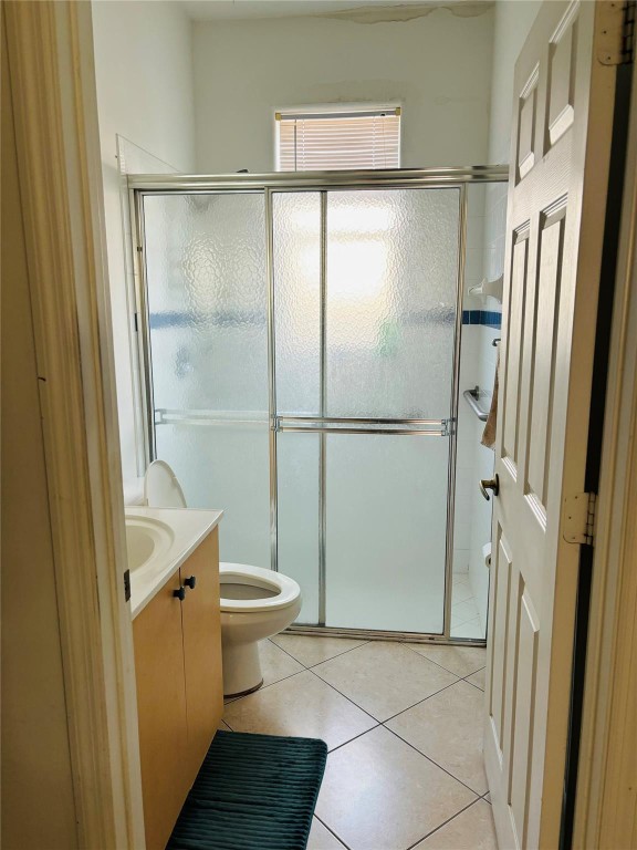 Pembroke Falls Ph 7 166-1 - Residential