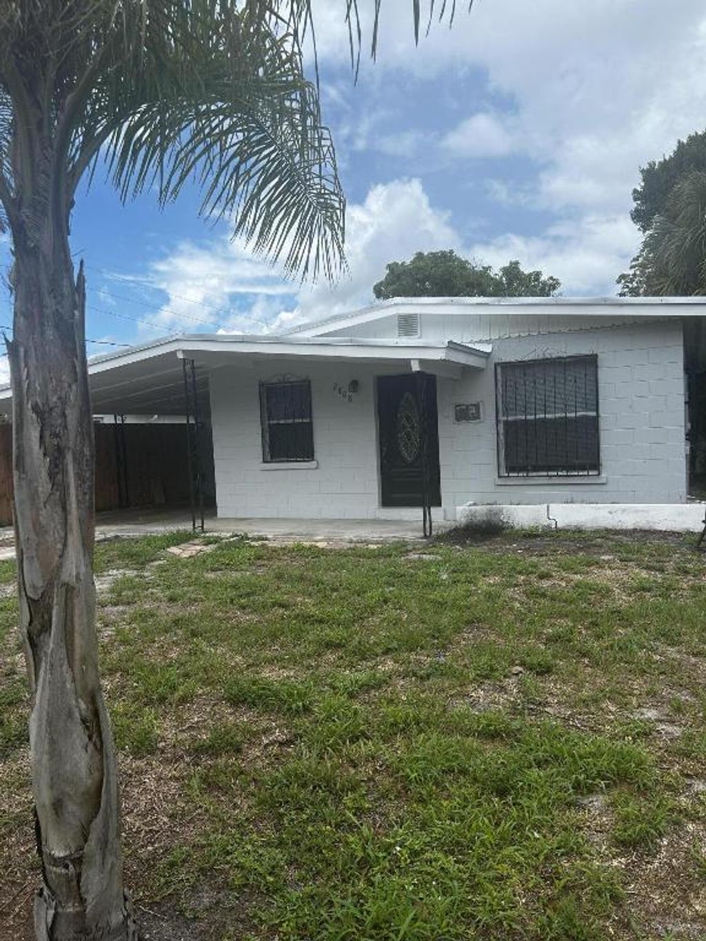 Photo of 2808 Avenue I Avenue, Fort Pierce, FL 34947 (MLS # R10994527)