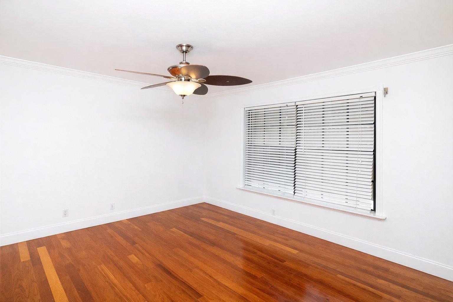 LA CASA DEL RIO VISTA CON - Residential Lease