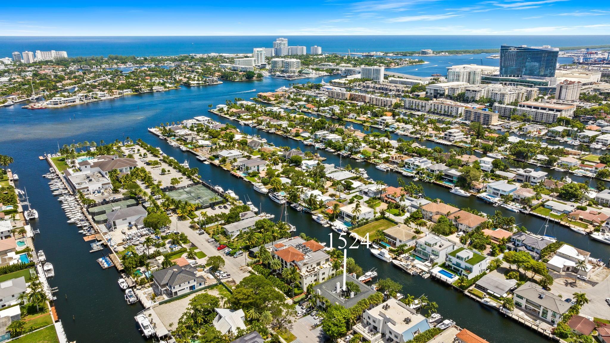 LA CASA DEL RIO VISTA CON - Residential Lease