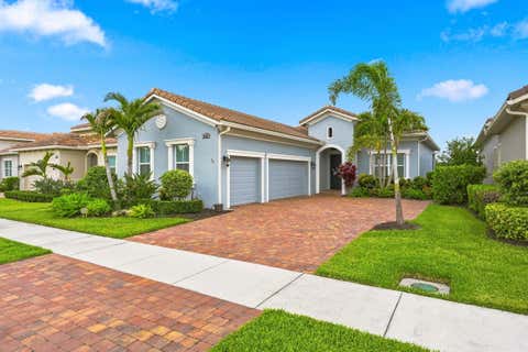 Photo of 8809 SW Montova Way, Port Saint Lucie, FL 34987 (MLS # B26058928)