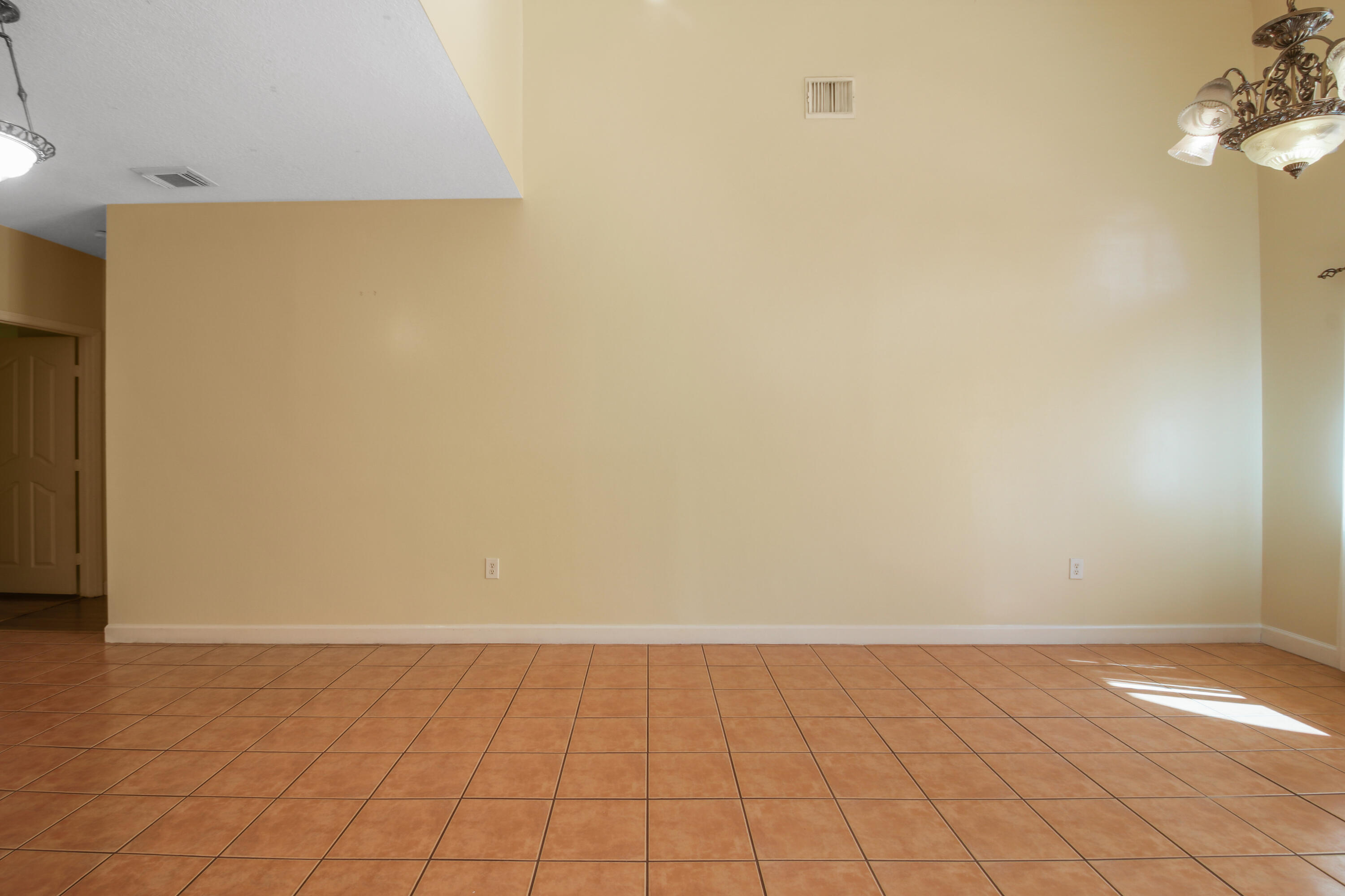 MIRENS PLACE - Residential