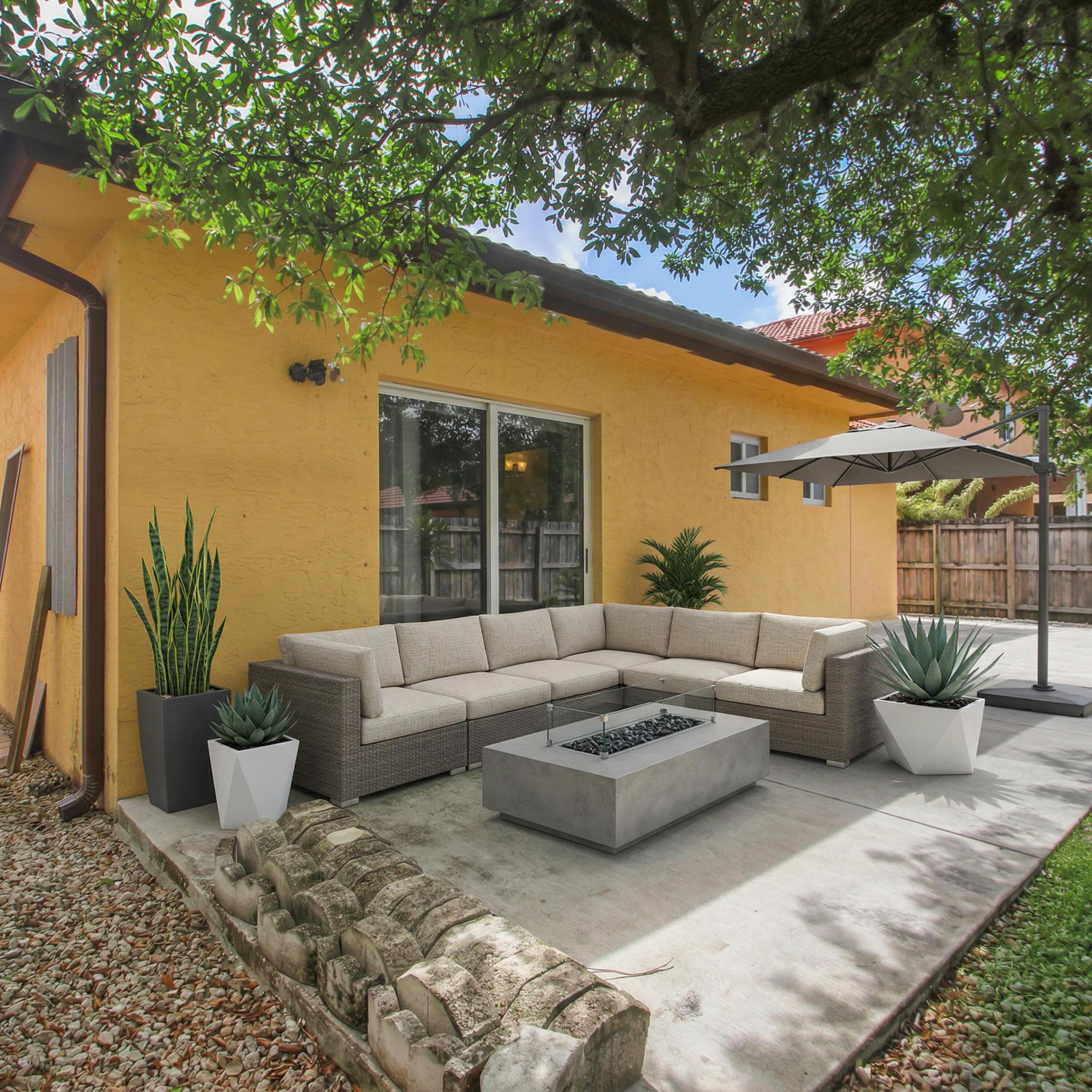 MIRENS PLACE - Residential