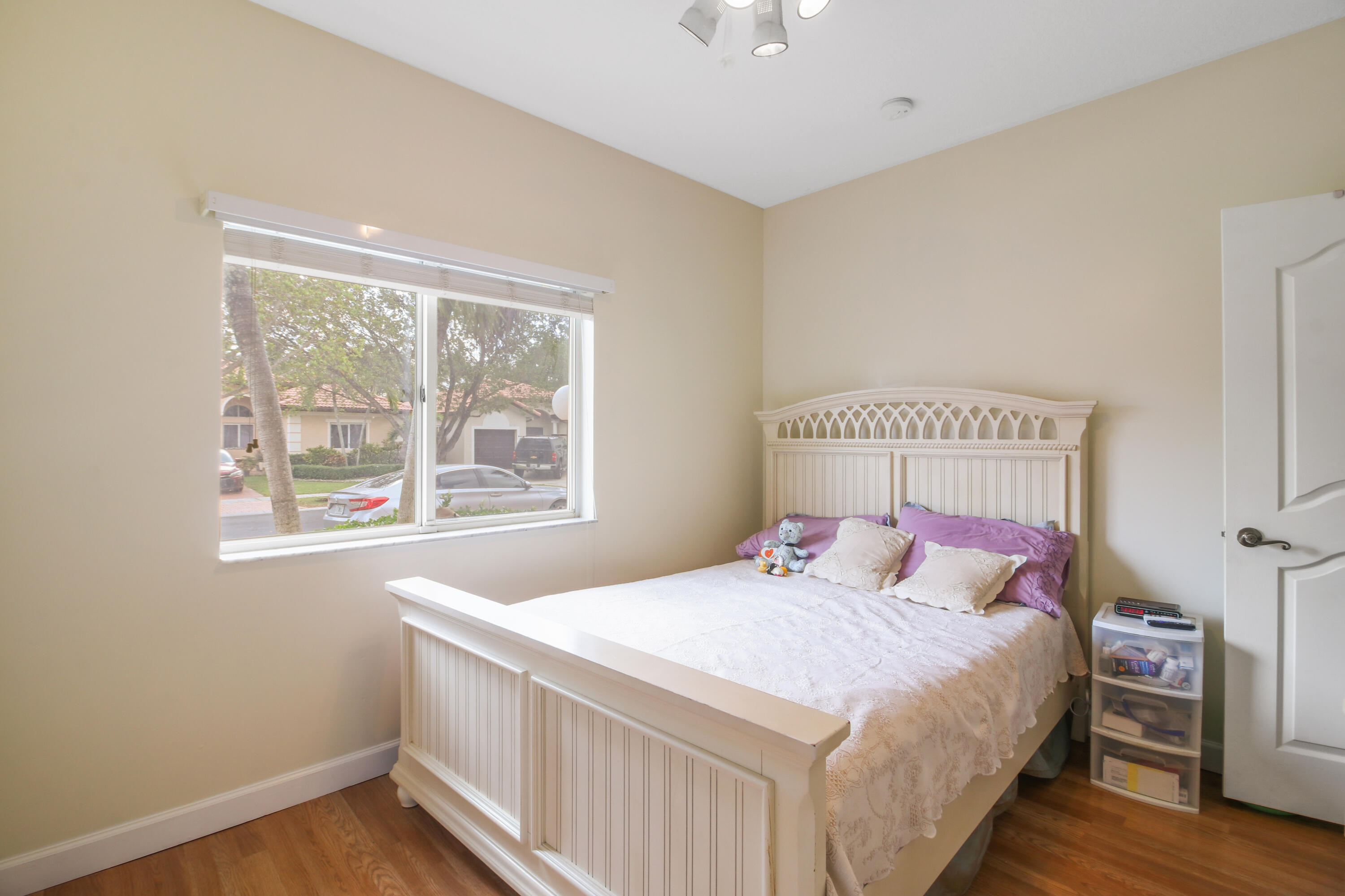 MIRENS PLACE - Residential