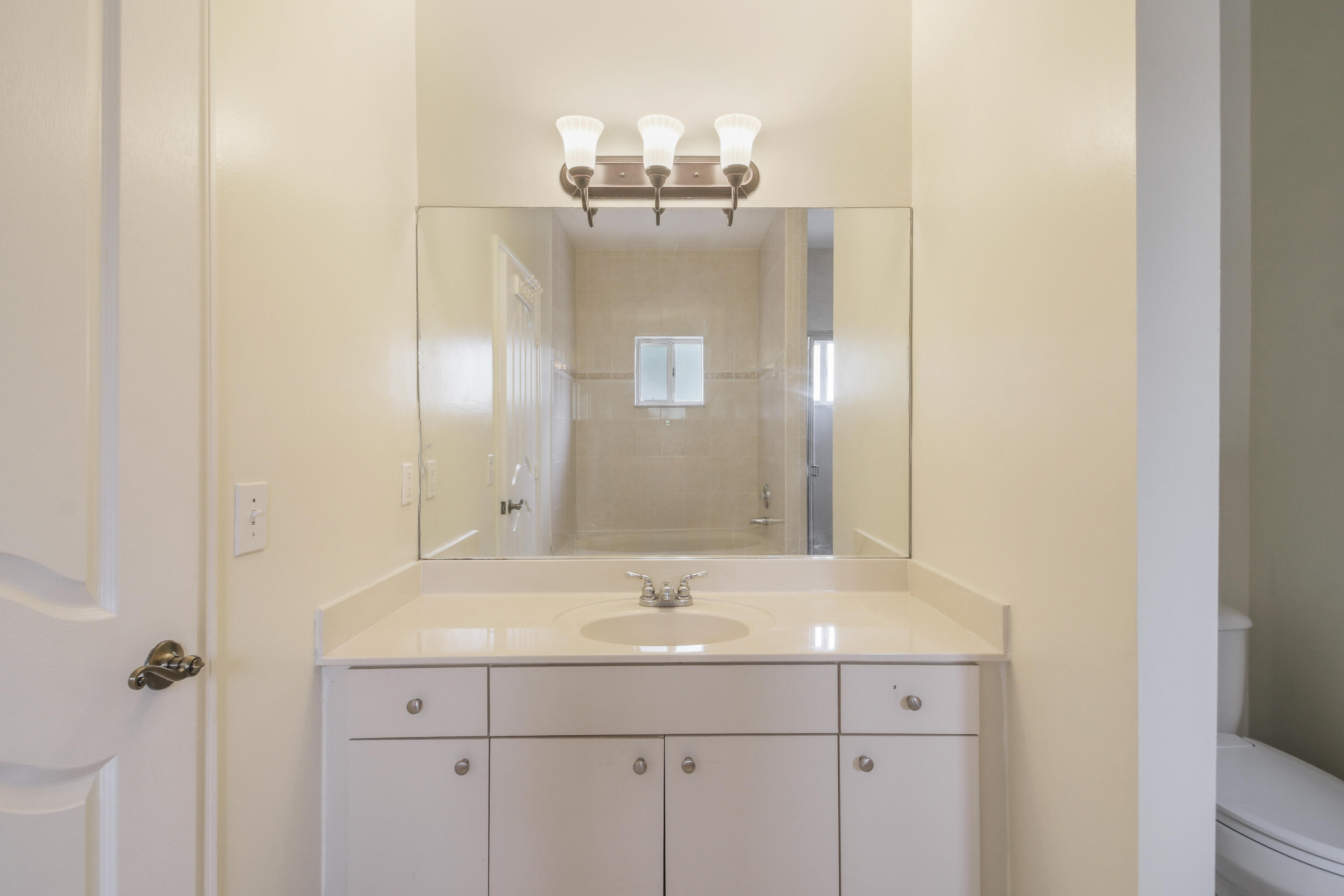 MIRENS PLACE - Residential