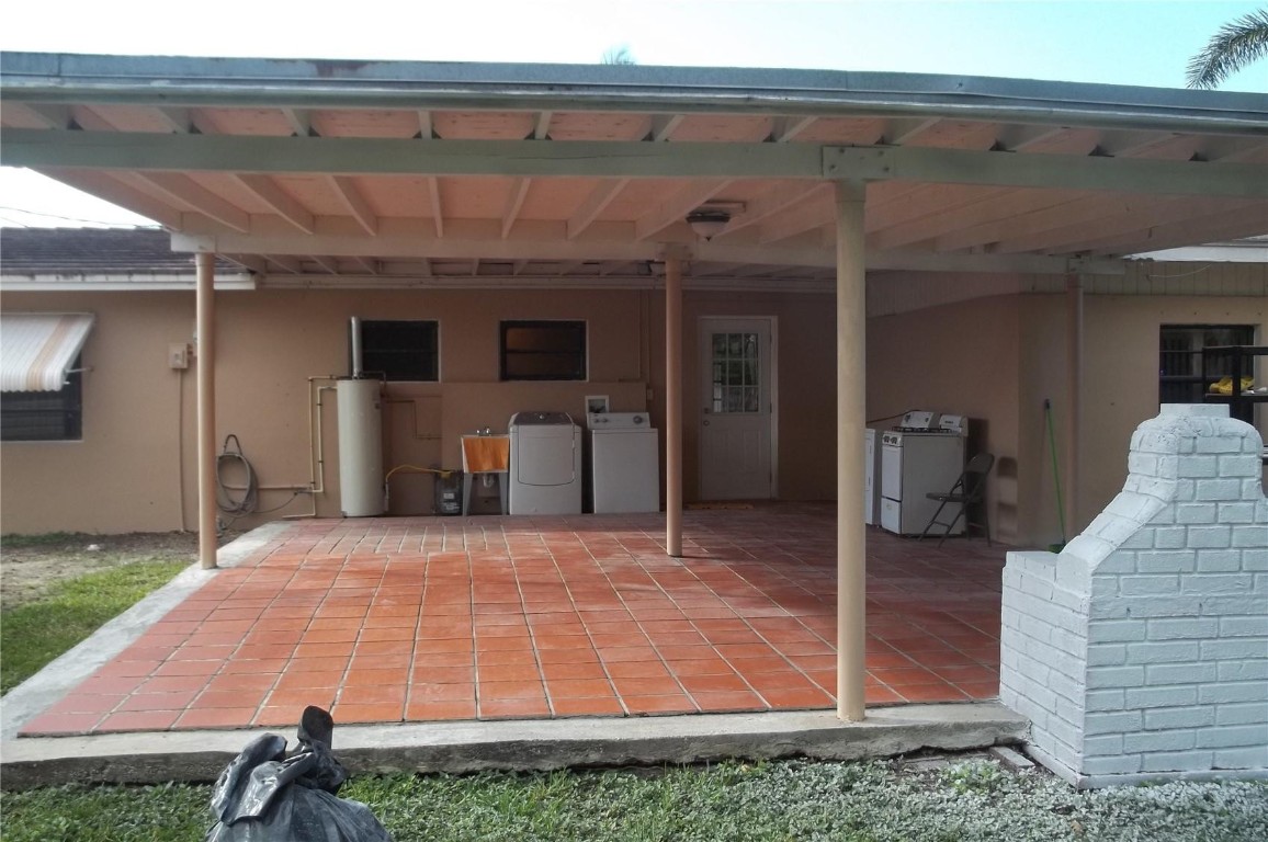 Palmetto Country Club Est - Residential Lease