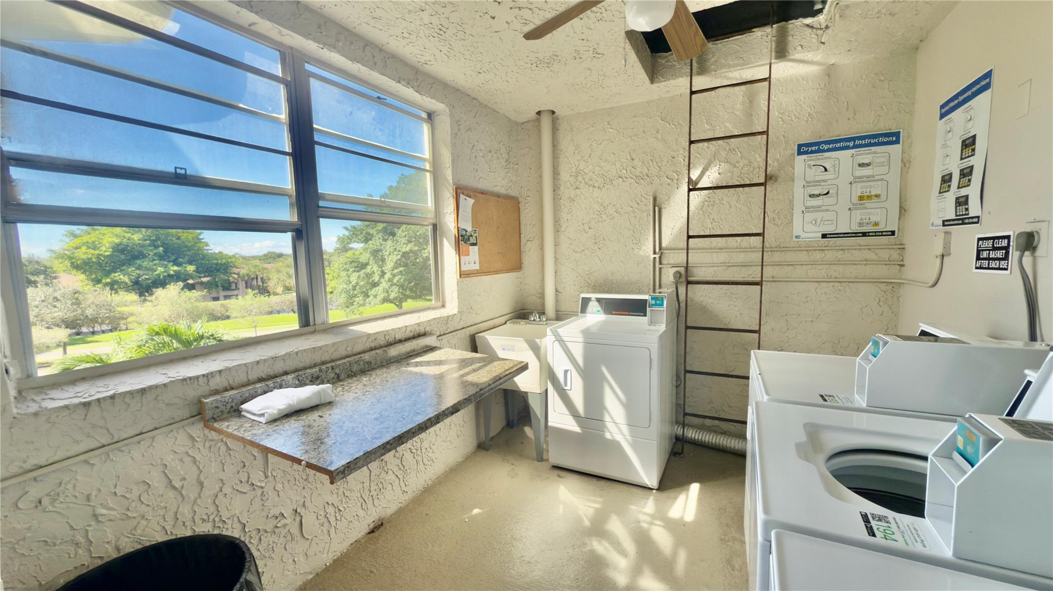 Poinciana #12a Pine Islan - Residential Lease