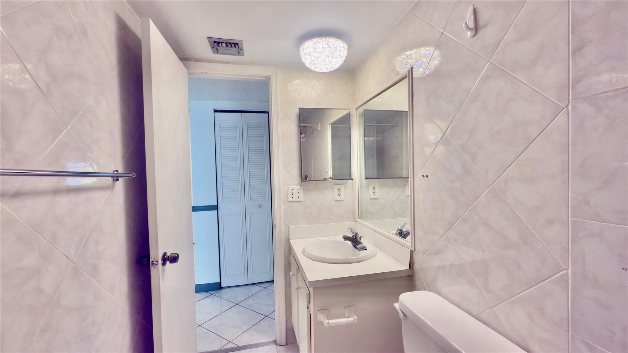 Poinciana #12a Pine Islan - Residential Lease