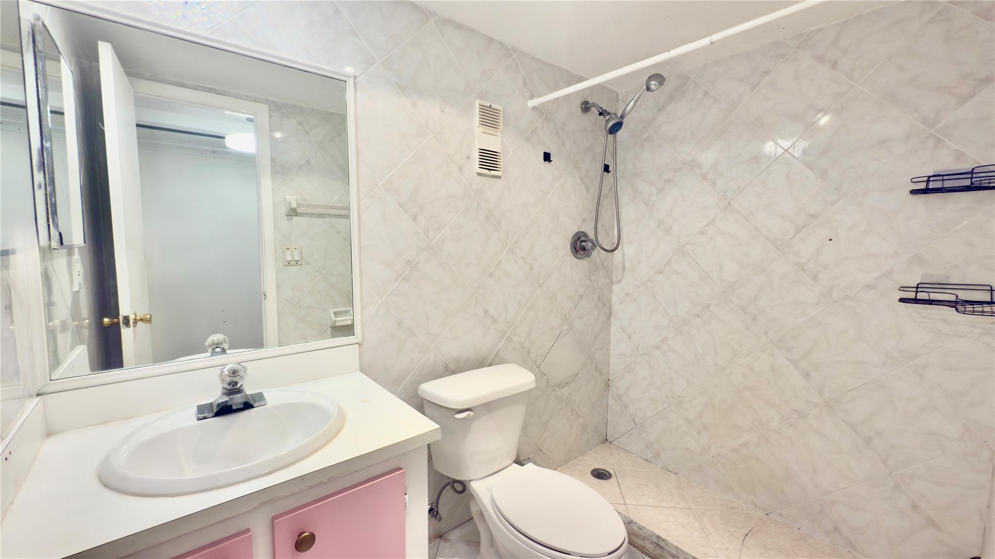 Poinciana #12a Pine Islan - Residential Lease
