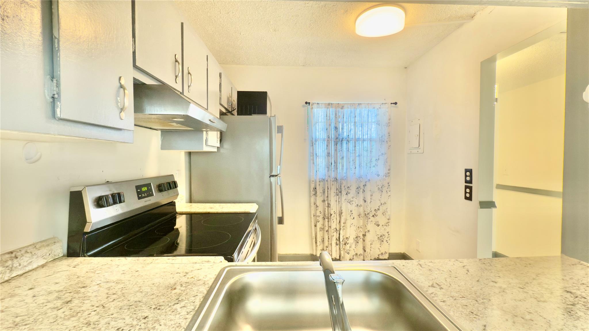 Poinciana #12a Pine Islan - Residential Lease