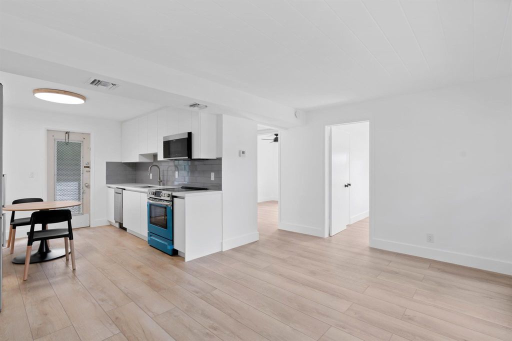 Photo of 237 NE 10th Street #241, Delray Beach, FL 33444 (MLS # R11107363)