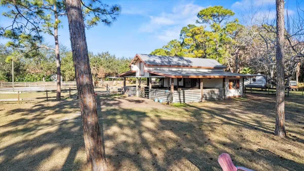 ST LUCIE GARDENS - Residential