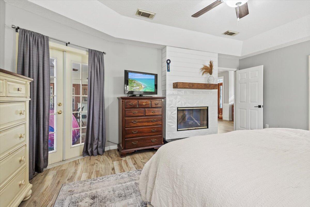 ST LUCIE GARDENS - Residential