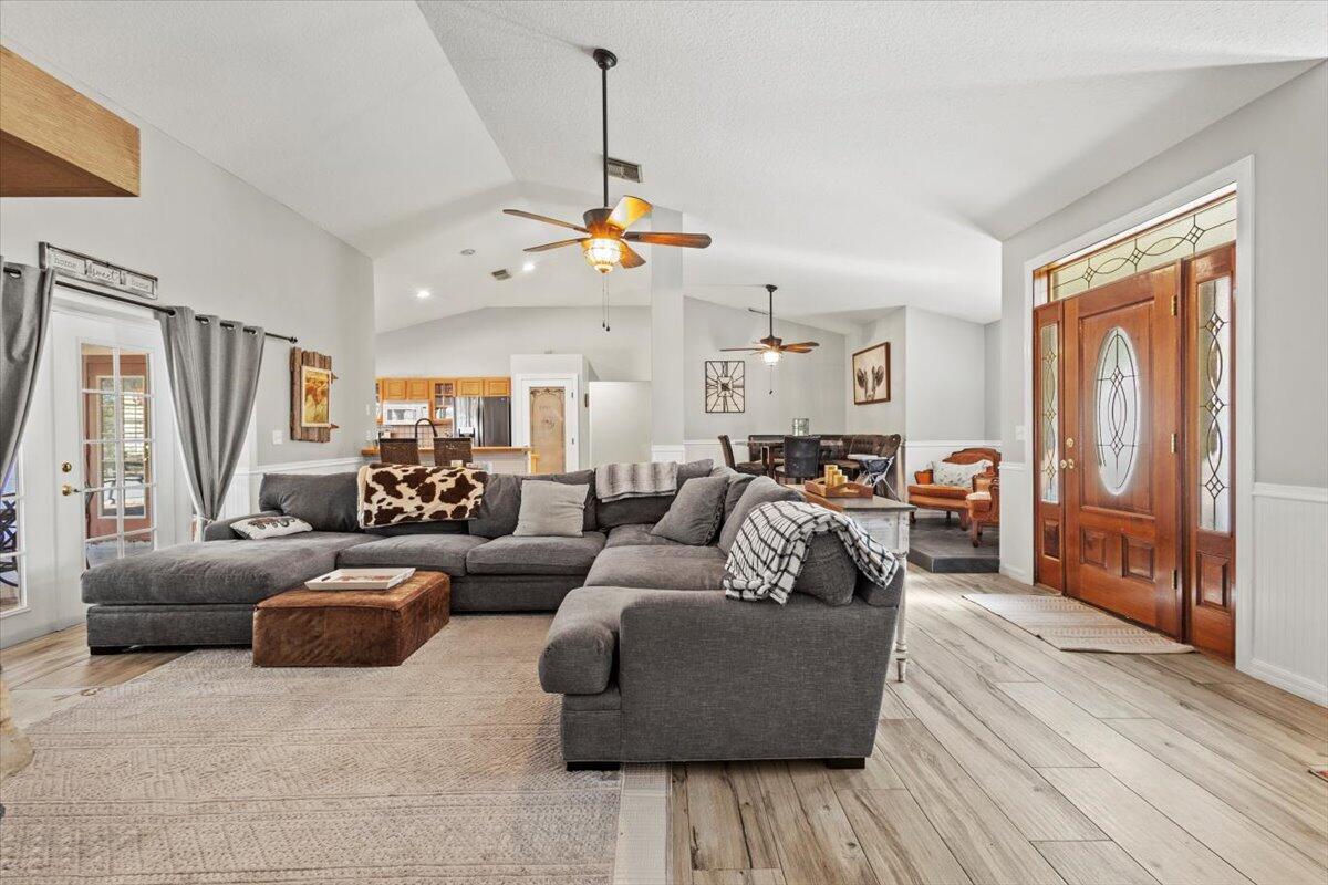 ST LUCIE GARDENS - Residential