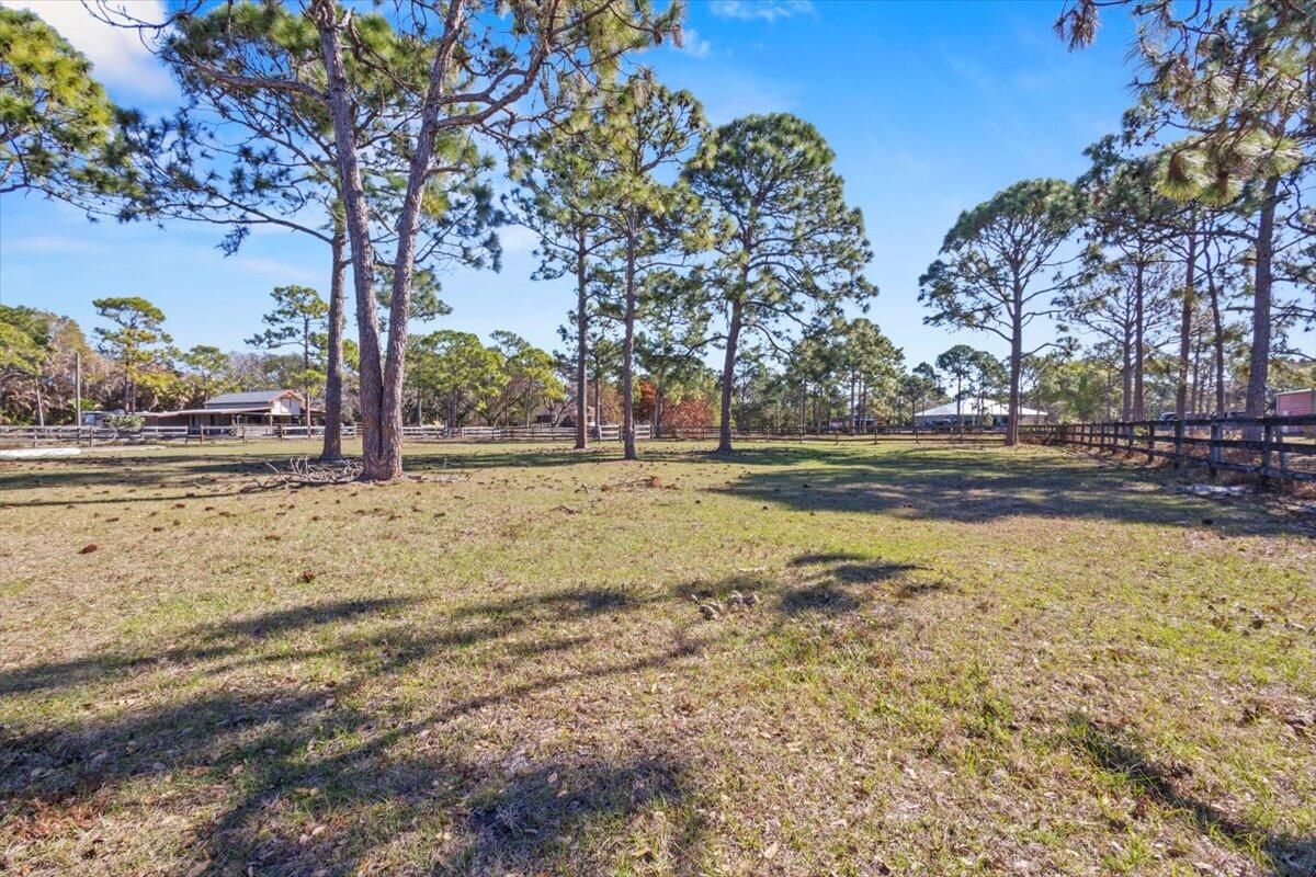 ST LUCIE GARDENS - Residential