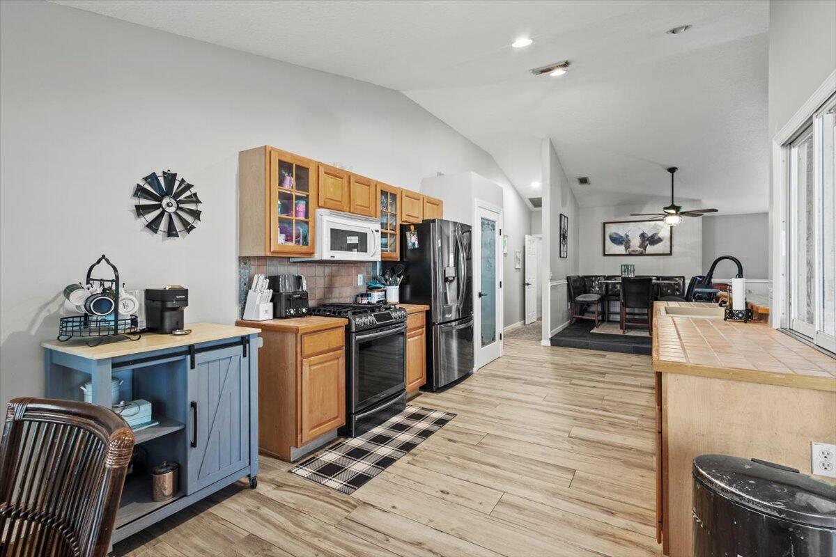 ST LUCIE GARDENS - Residential