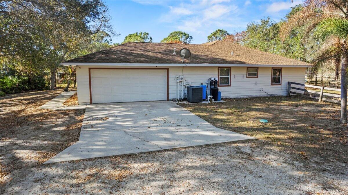 ST LUCIE GARDENS - Residential
